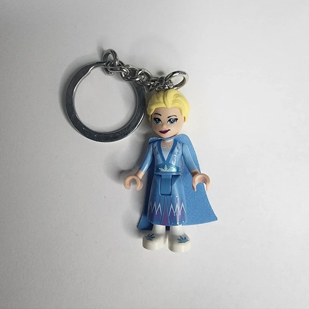 Disney Elsa Frozen 2 Lego Keychain